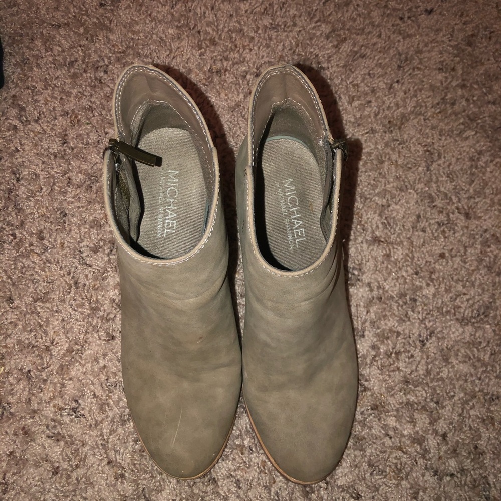 Tan Boot - Picture 2 of 3